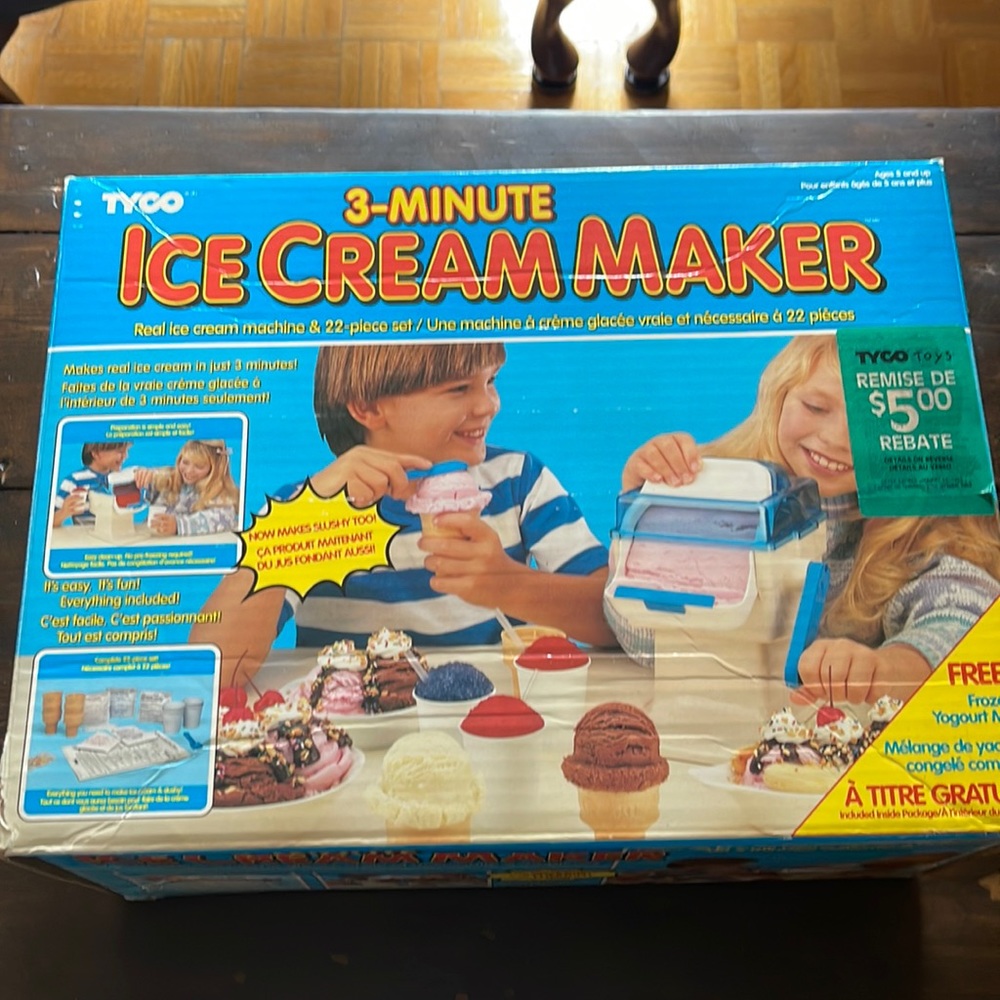 1990 Tyco 3 minute ice cream maker